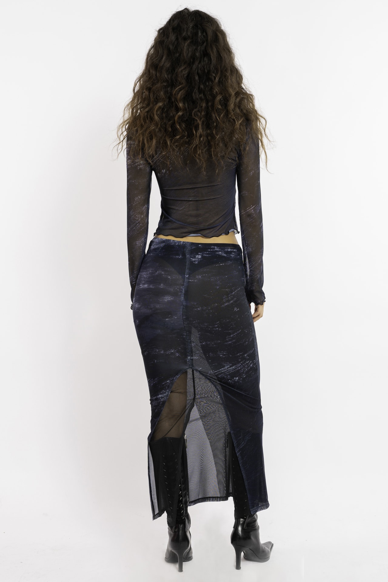 MAISON-CLEO-Lookbook-230234_2.jpg